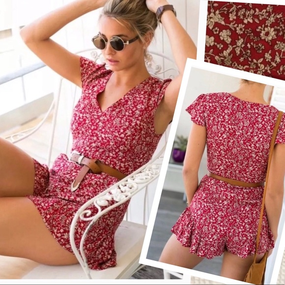 🆕️ Mura: Lost Muse Red Romper with Tan Floral Print. Cott-Poly Underlined. MED. - Picture 7 of 13